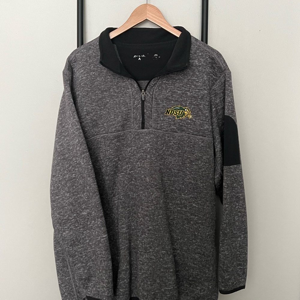 NDSU Quarter Zip Sweatshirt